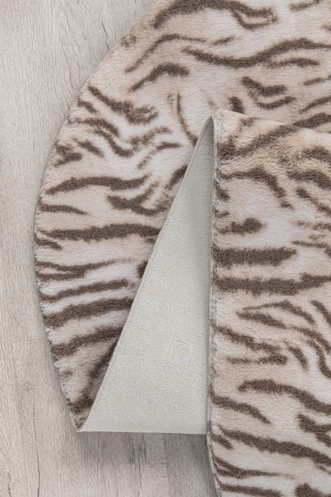 Angorahome Peluş Kaymaz Taban Kaplan Kahve Post Halı - 4