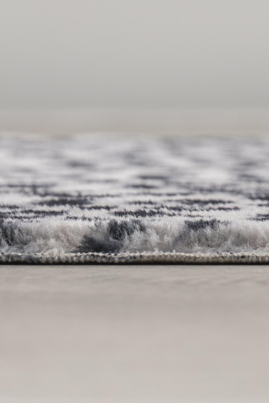 Angorahome Peluş Kaymaz Taban Leopar Siyah Post Halı - 4